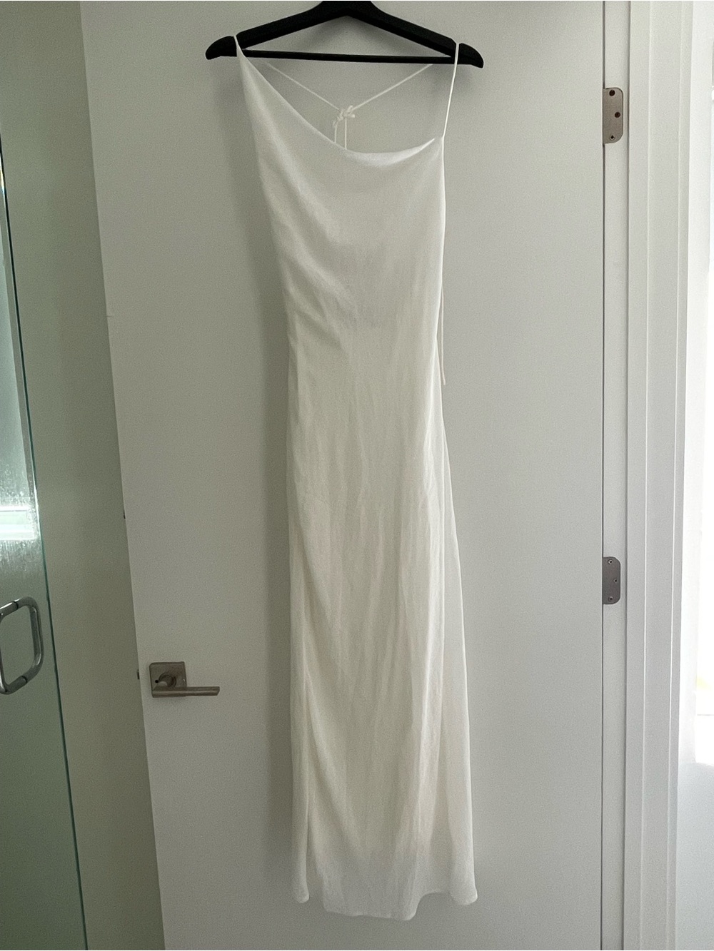 Jagger & stone sheer white maxi dress with open back - Picture 3 of 4